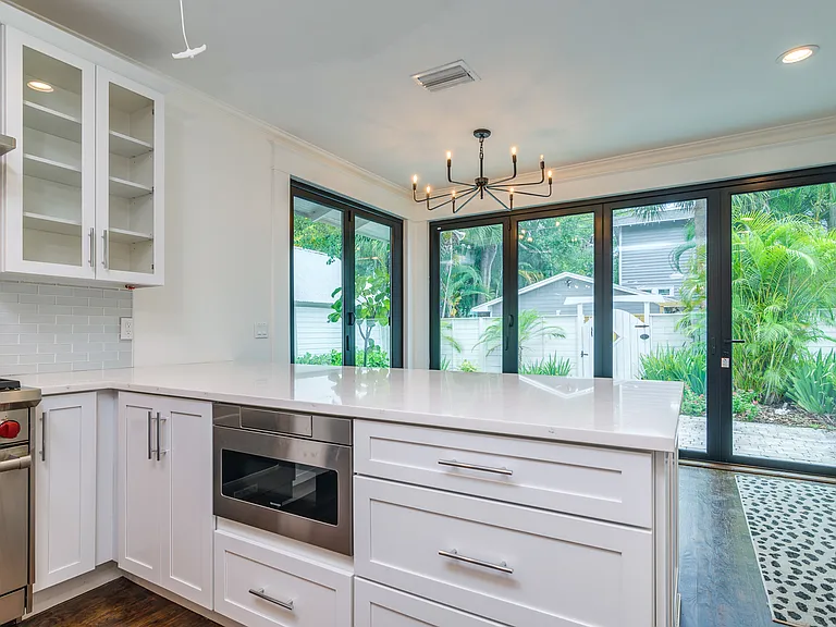 721 S Fielding Ave — Photo 16