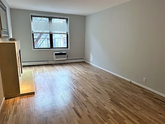 Rented by Carol T. Marino, LREB | media 18