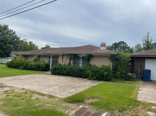 215 Ester St, Orange, TX 77630