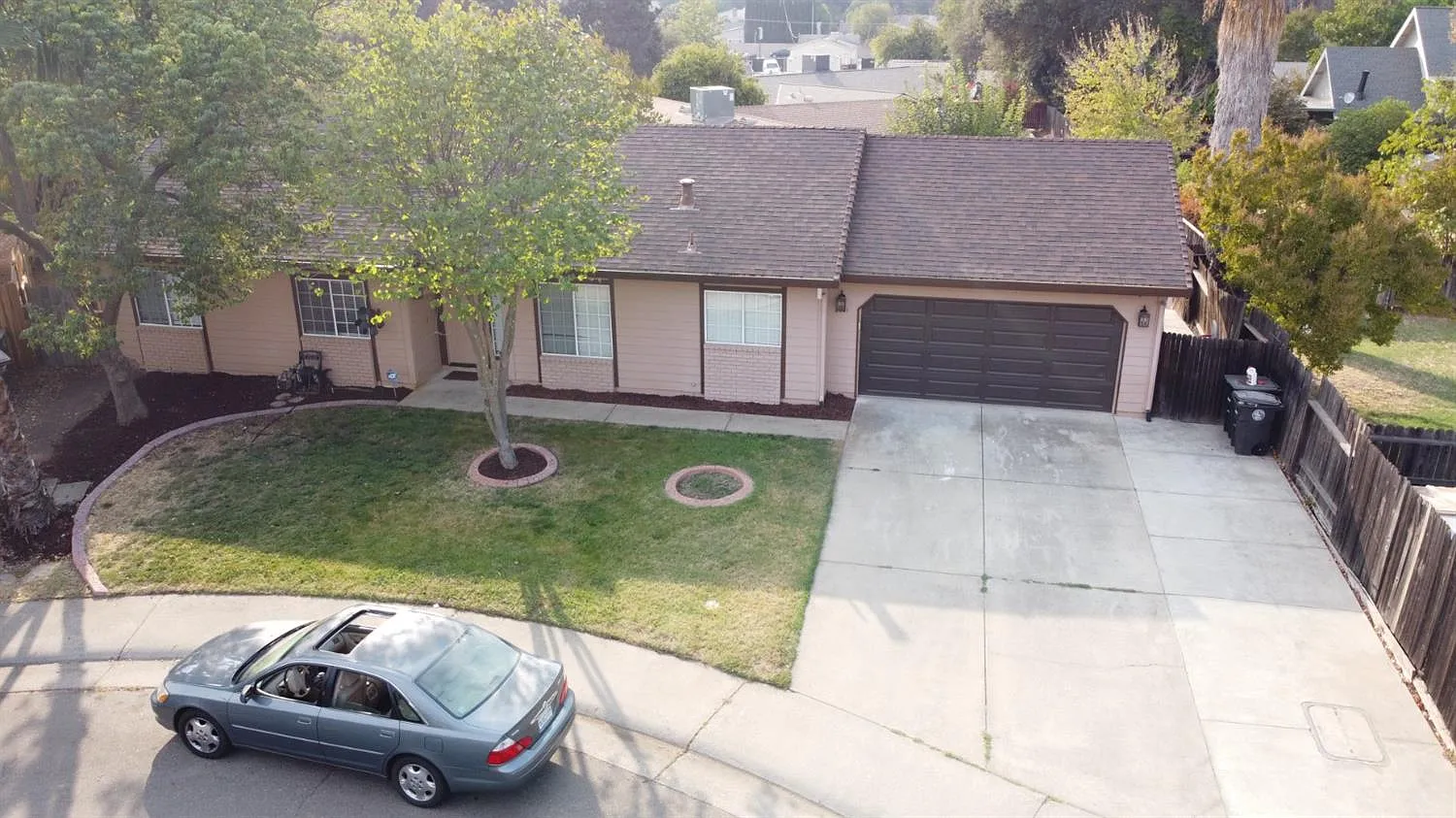 8321 Cherry Leaf Ct photo 1