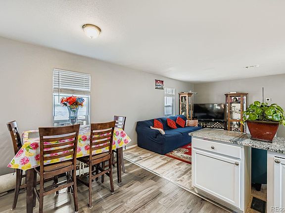 5th image of 723 Cardinal Drive