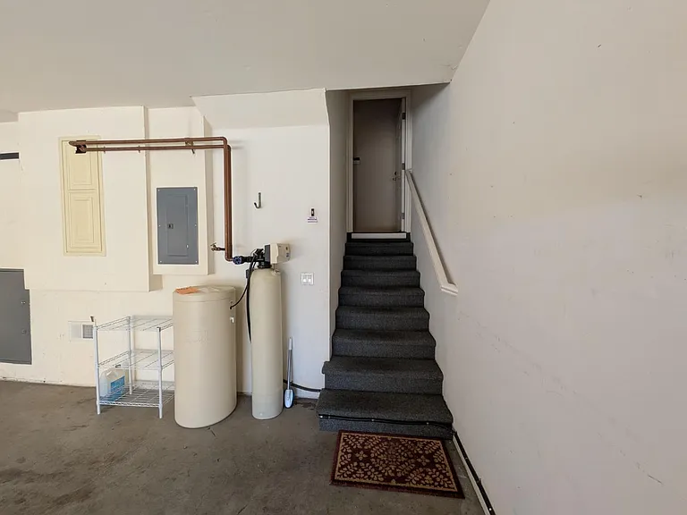 4086 Crandall Cir #4086 — Photo 13