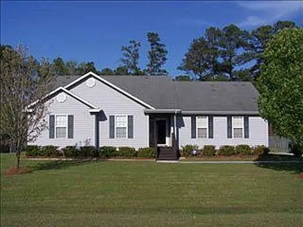 106 Kanton Dr, Jacksonville, NC 28540