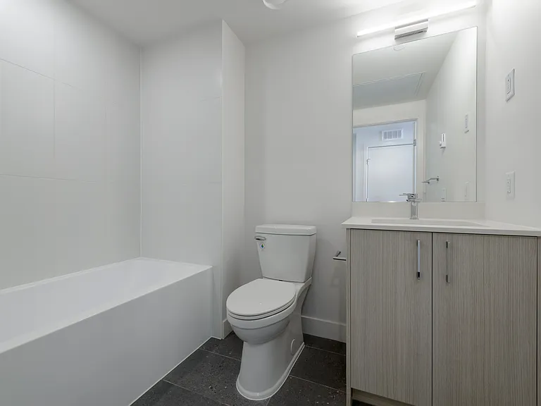 902 Lytton St — Photo 19