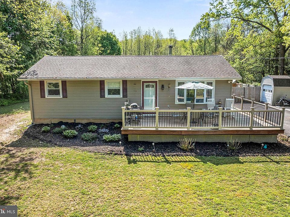 1st image of 154 Oechsle Rd