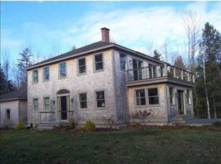 8 Fiddlewood Ln, Rockport, ME 04856