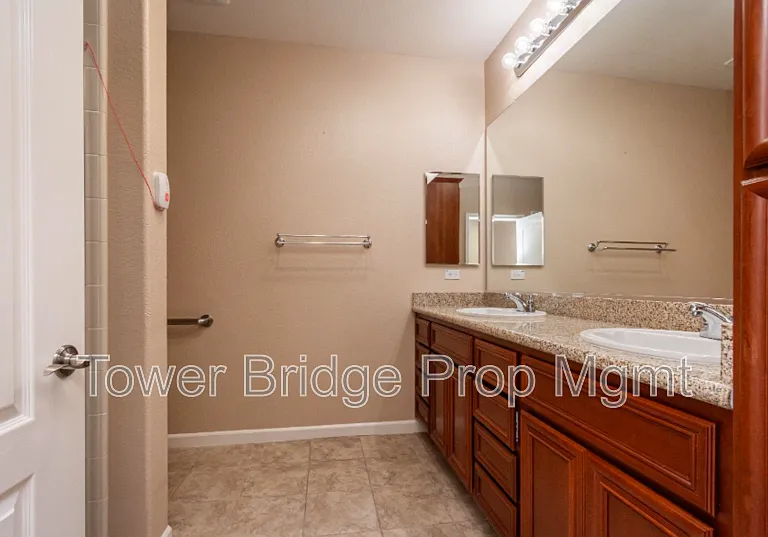 1457 Marseille Ln — Photo 19