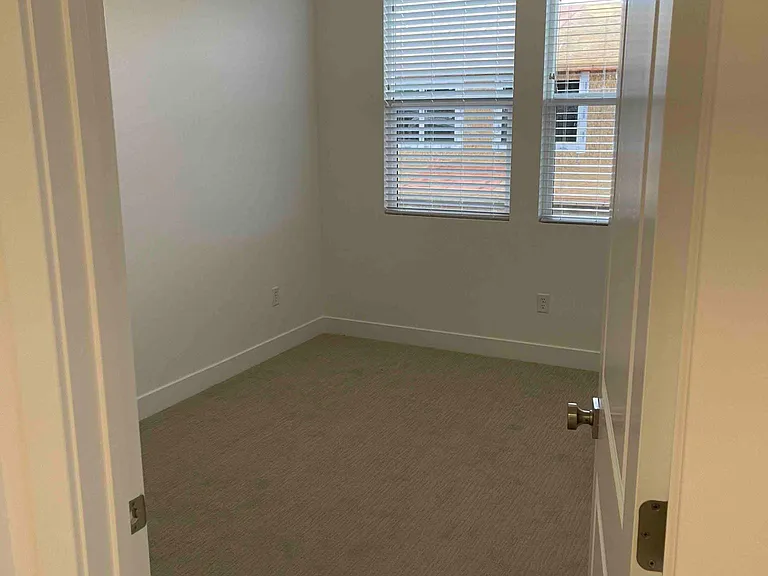 2685 E Wake Forest Ln — Photo 11