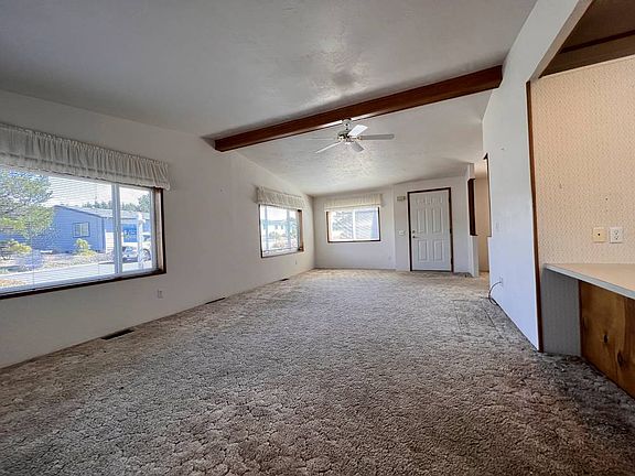 4th image of 5905 NE Deer Ln