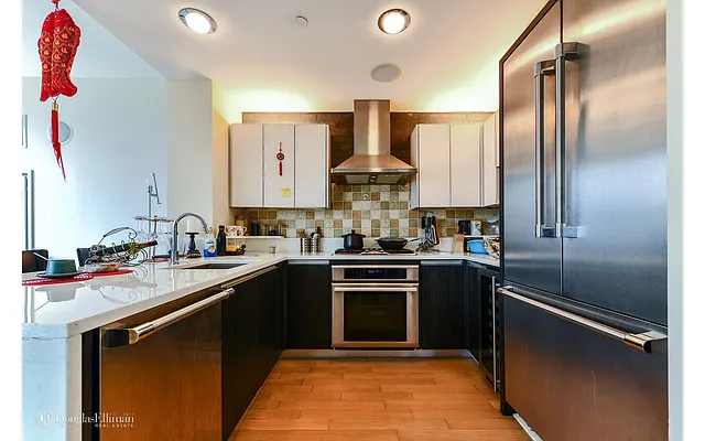 Sold by Douglas Elliman | media 3