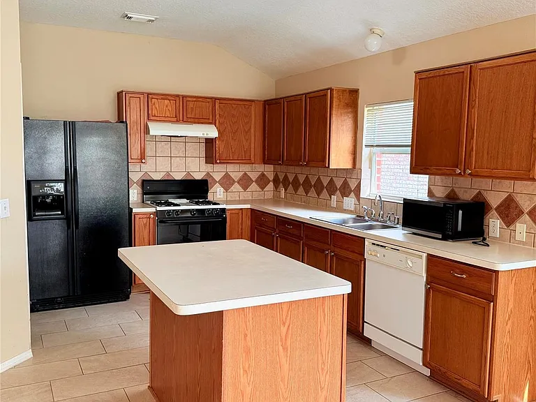 10610 Sugar Place Ct — Photo 7