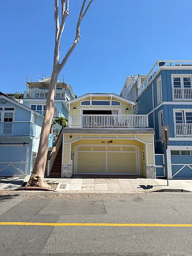 385 Mermaid St #A Photo 1