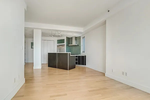 Rented by Bond New York | media 2
