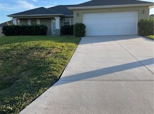 410 NW 11th St, Cape Coral, FL 33993