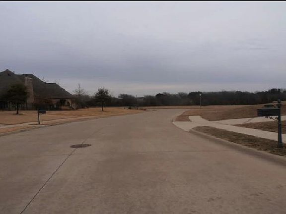 3rd image of 8205 Crooked Stick Ln