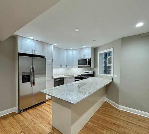 5th image of 3647 N Marshfield Ave #G