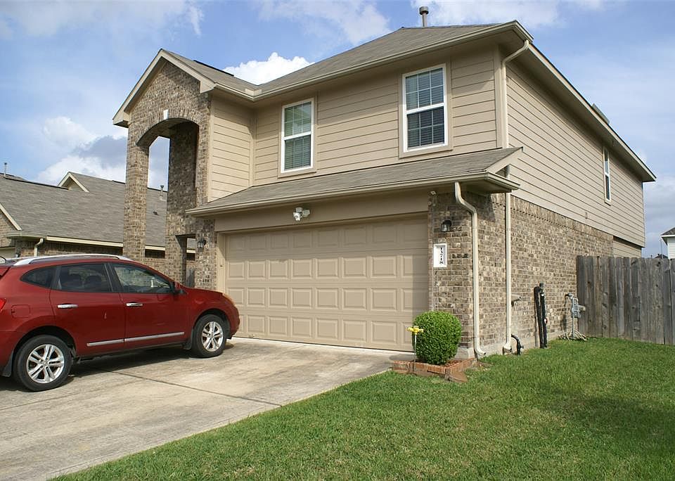 1st image of 13718 Lacy Cove Ct