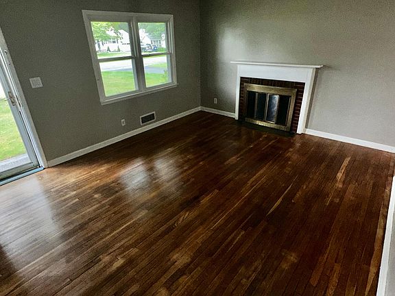 5th image of 22 Parker St
