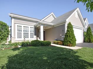 39500 N Cambridge Blvd, Beach Park, IL 60083