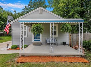 806 Saint James St, Marysville, MI