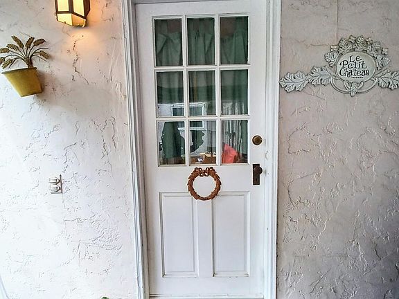 Private entrance