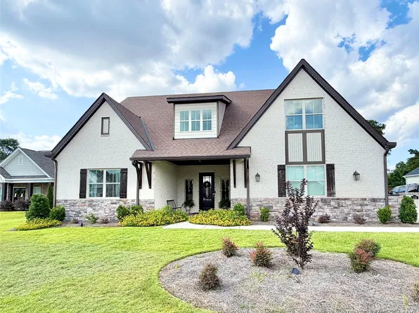 110 Lucas Ln, Midland City, AL 36350