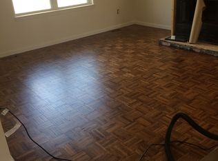 619 Autumn Crest Dr, Waterford Works, NJ 08089