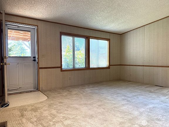4th image of 8430 15th Place SE #13