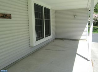 48 Grassy Lake Rd, Shamong, NJ 08088