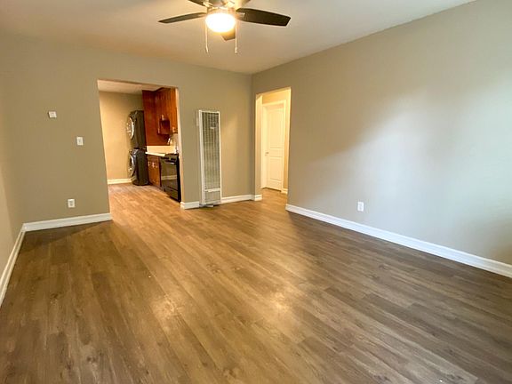 3rd image of 4243 Euclid Ave #4243