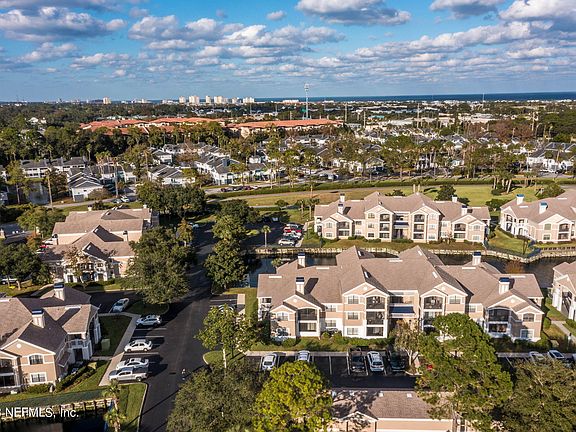 3rd image of 440 TIMBERWALK Court #921