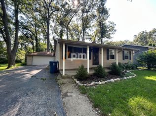 601 S 20th St, Chesterton, IN 46304