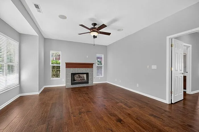 15552 Smithfield Dr — Photo 6