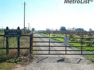 13050 E Jahant Rd, Acampo, CA 95220