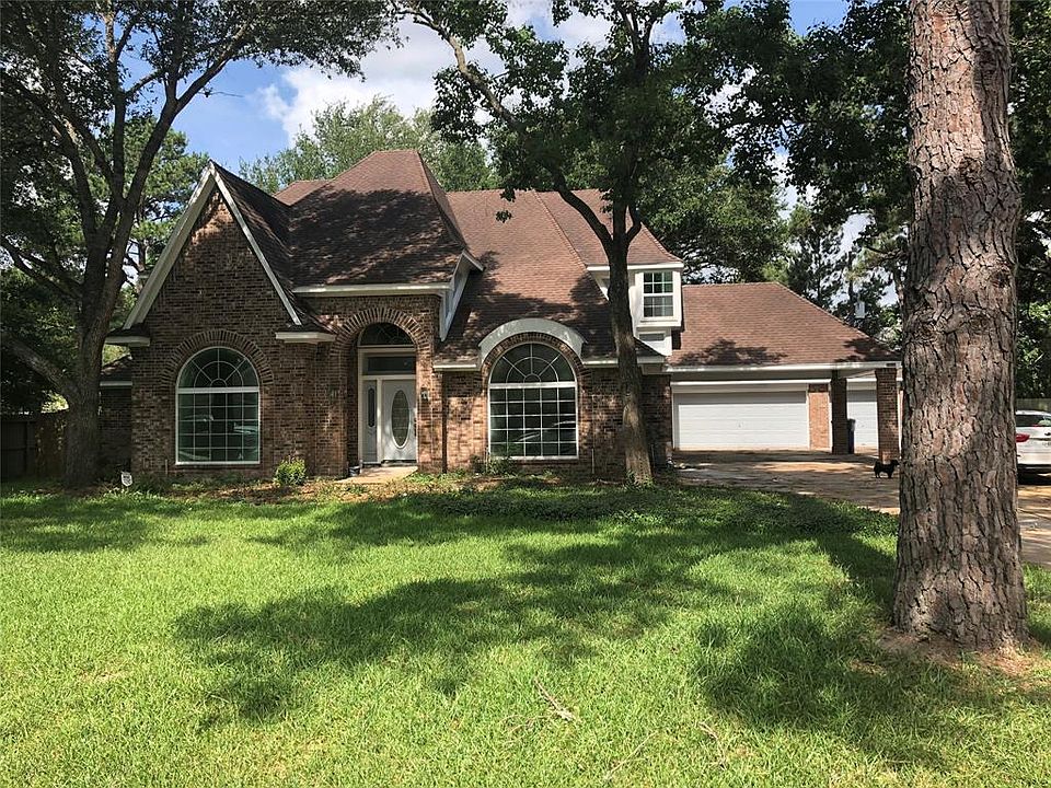 1st image of 2919 E Elm Cir