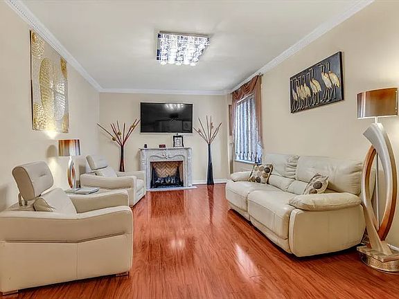 5th image of 3111 Brighton First Pl #5FG