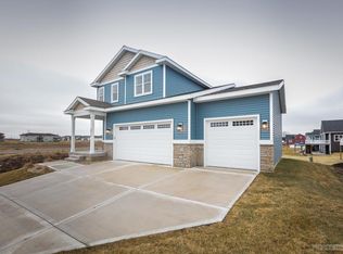 2717 Bomani Dr, Sun Prairie, WI 53590