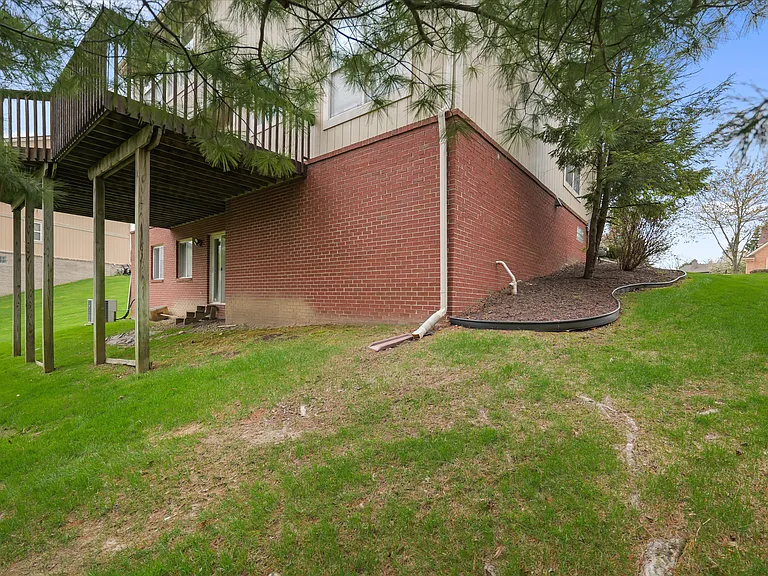 31216 Kingswood Blvd — Photo 6