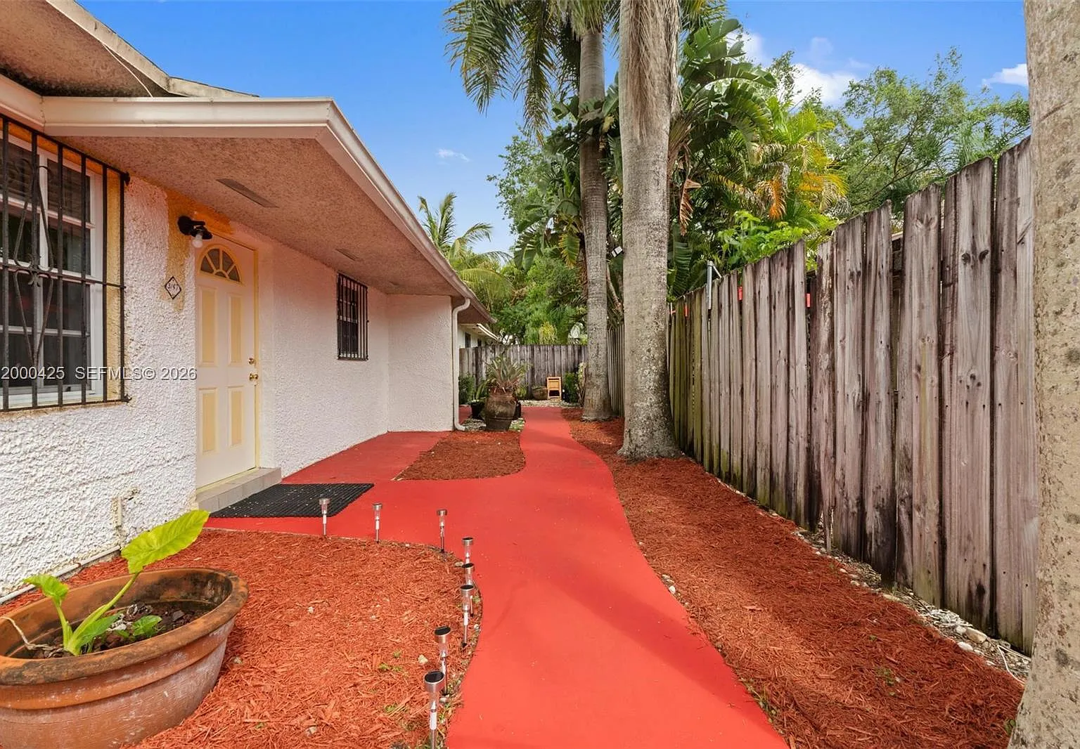 Biscayne Realty Cos — Photo 3