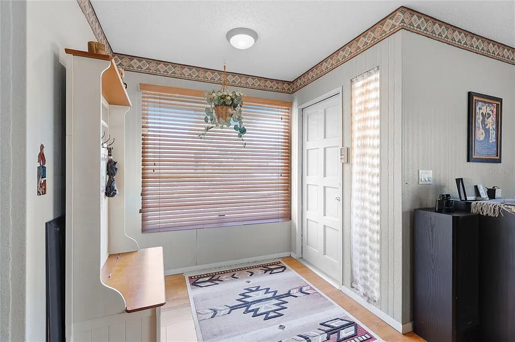 2 bed, 2.0 bath, 1651 sqft, $2,300 — Photo 4