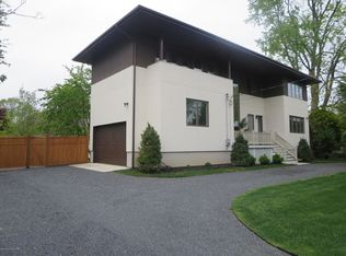 17 Irving Pl, Eatontown, NJ 07724