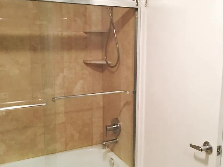 914 Spruce St #4 — Photo 38