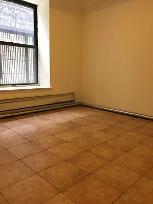 Rented by Meraki Realty LLC | media 71