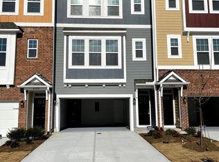 1106 Freeport Rd, Durham, NC 27703