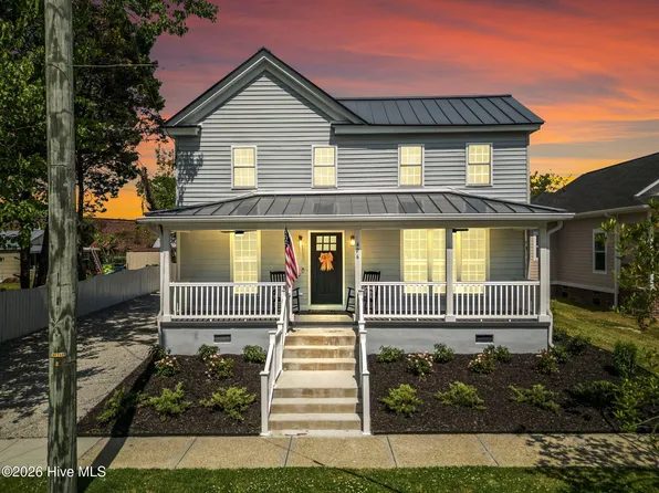 406 N B Street, Bridgeton, NC 28519