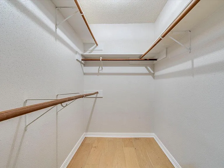 16517 Spotted Eagle Dr — Photo 14