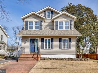 4702 Oak Ter, Pennsauken, NJ 08109