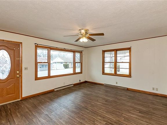 4th image of 311 S Depot St