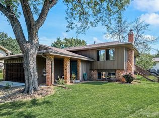 8332 Jersey Ave N, Brooklyn Park, MN 55445