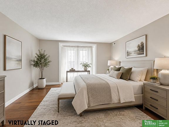 2nd image of 12727 W Dodge Rd APT 375B